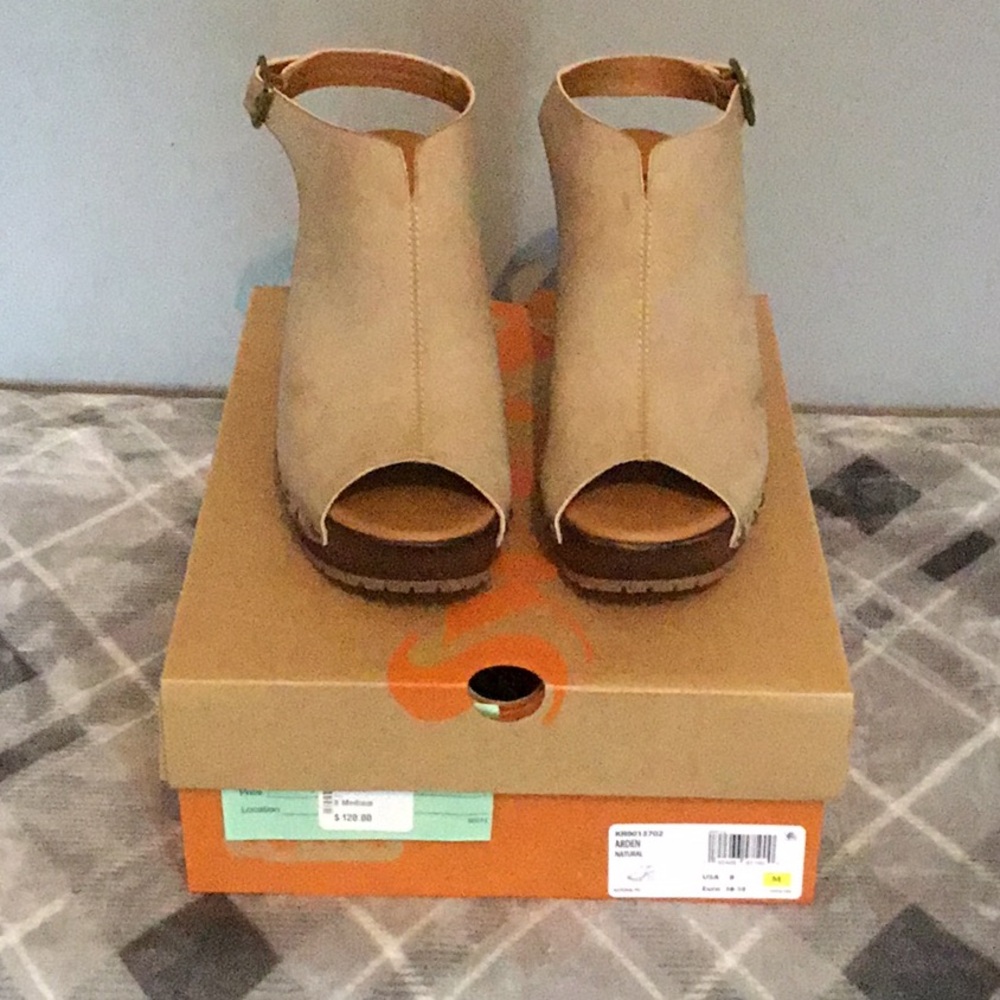 Kork-Ease Tan Wedge Peep-Toe Shoes